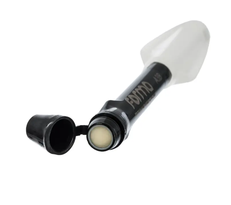 FORMA  A2E REFILL 1 шпр x 4 г -наногибридный композит с циркониевым наполнителем